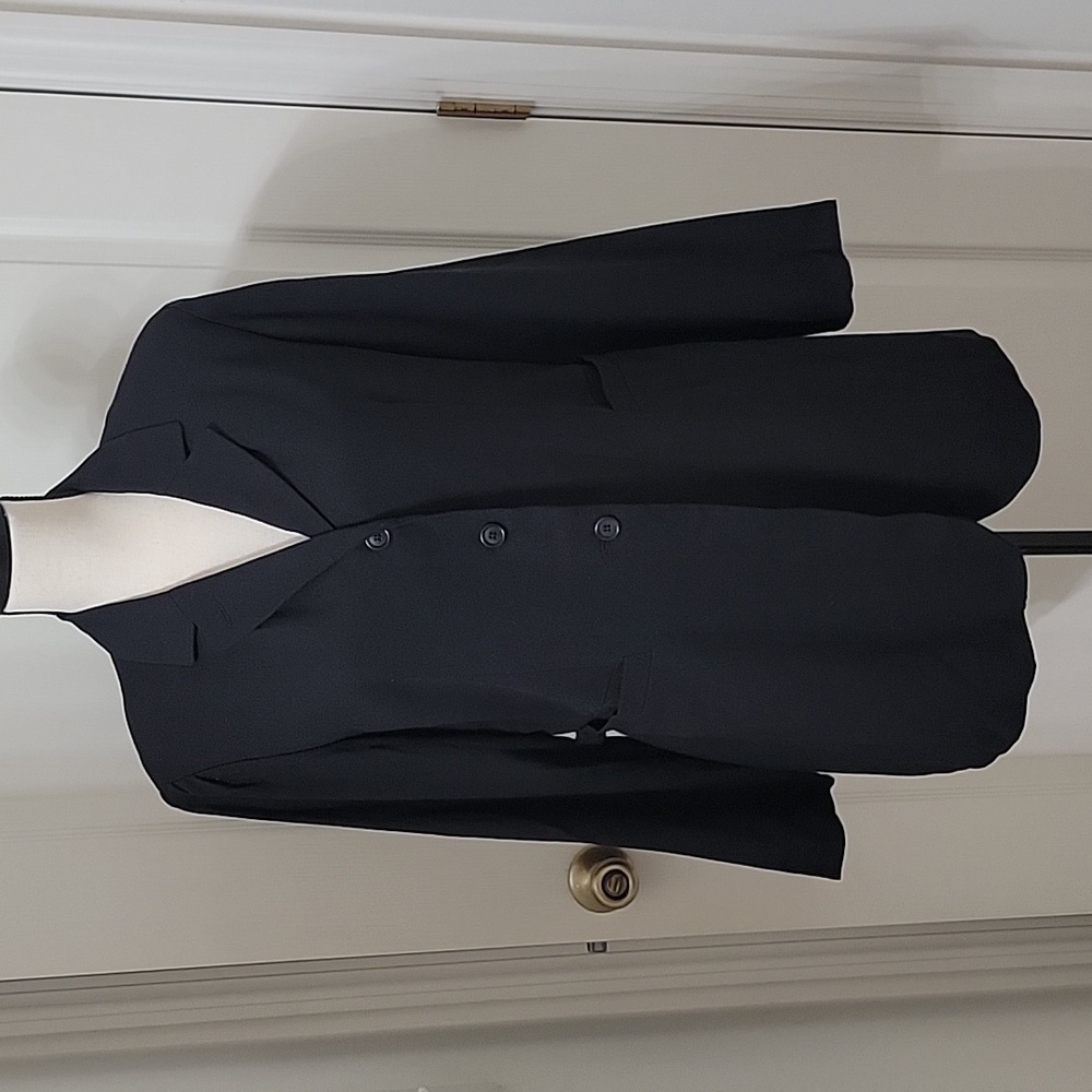 Max Studio Black Size 8 Wool Blend Long Blazer, Adjustable Sides, Gently Worn